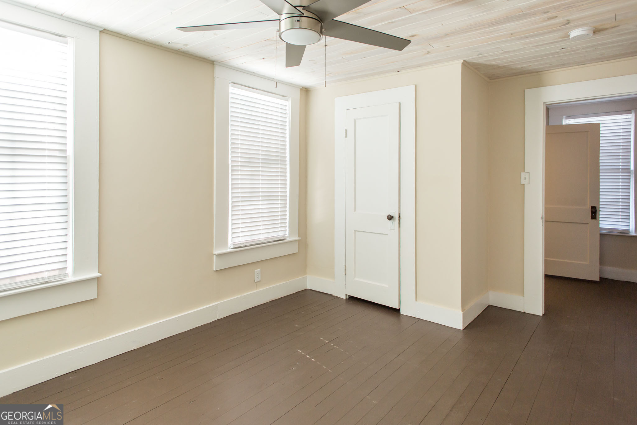 1004 Hill Street Property Photo 27