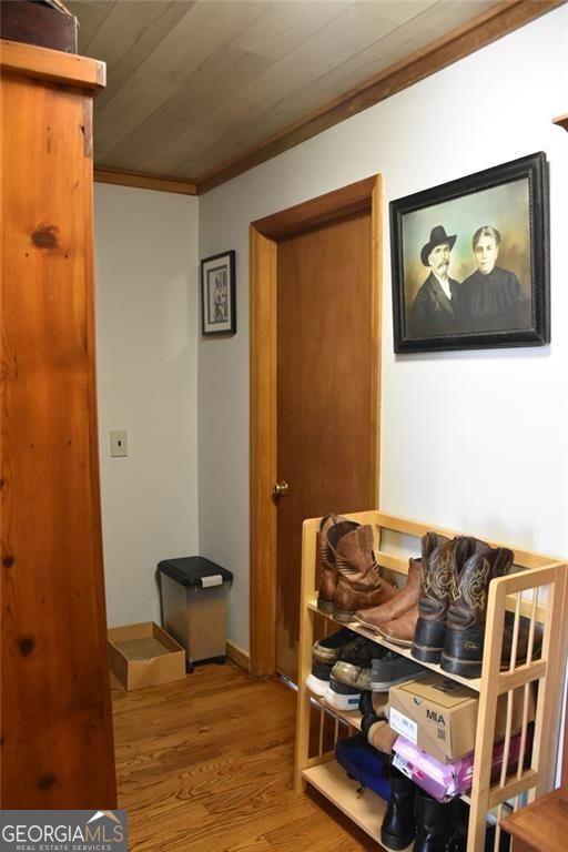 716 Moss Patch Trail Property Photo 6