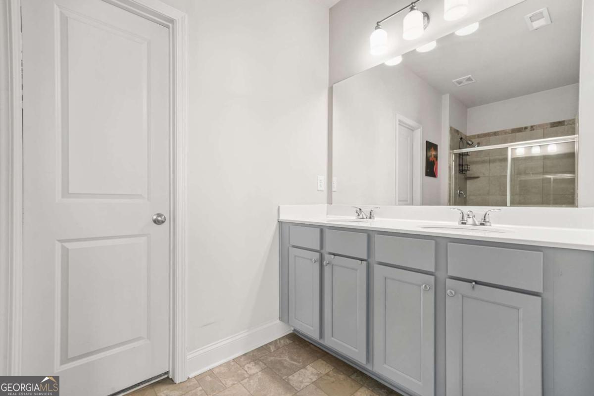 6256 Trickle Bend Property Photo 24