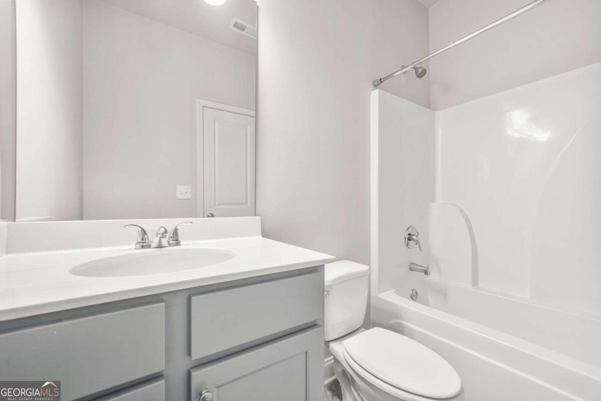 6256 Trickle Bend Property Photo 33