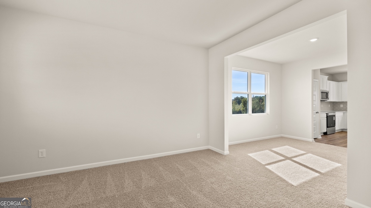 834 Trillium Drive Property Photo 3