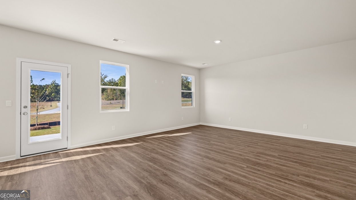 834 Trillium Drive Property Photo 11