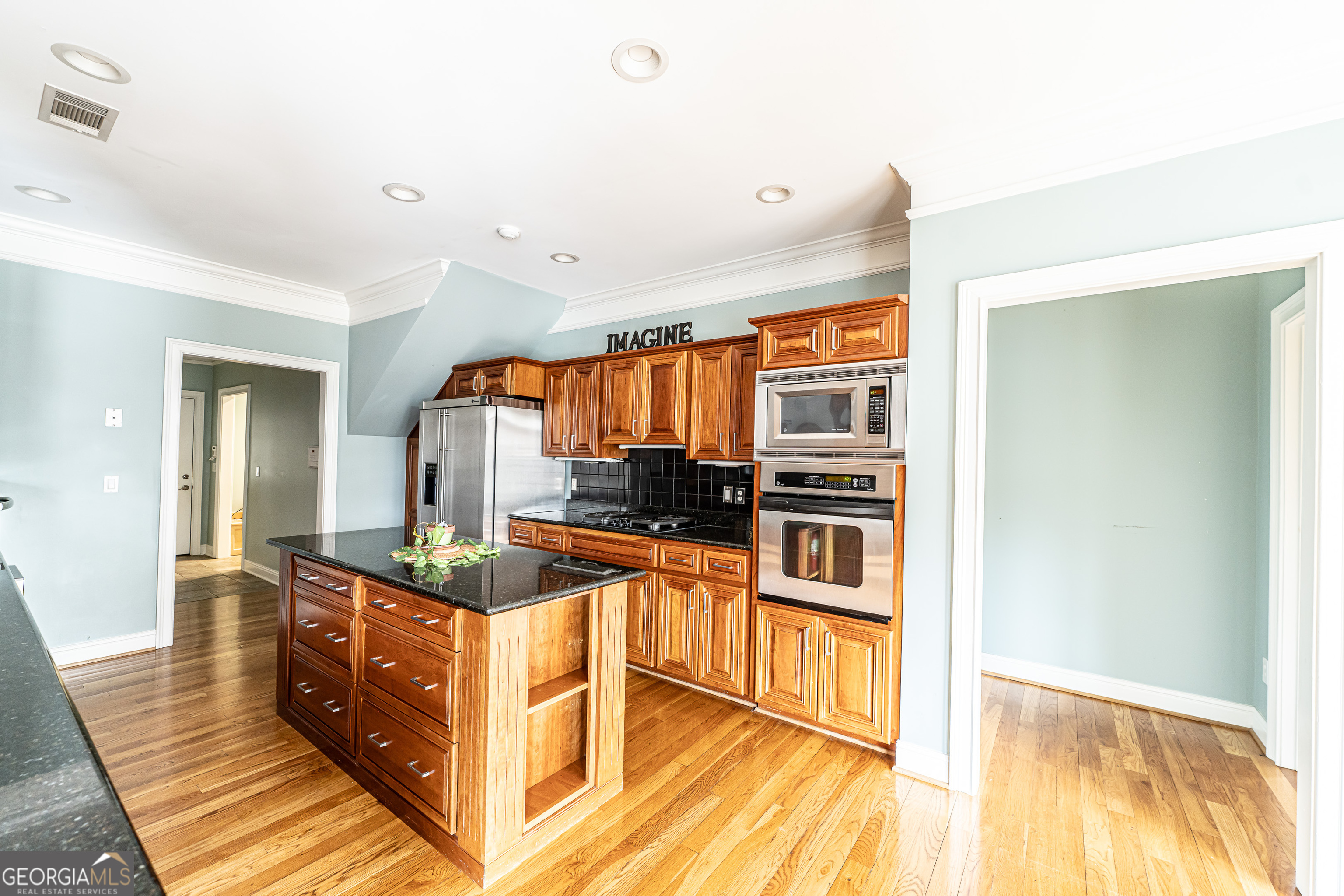 4 Bridgeview Drive Se Property Photo 12
