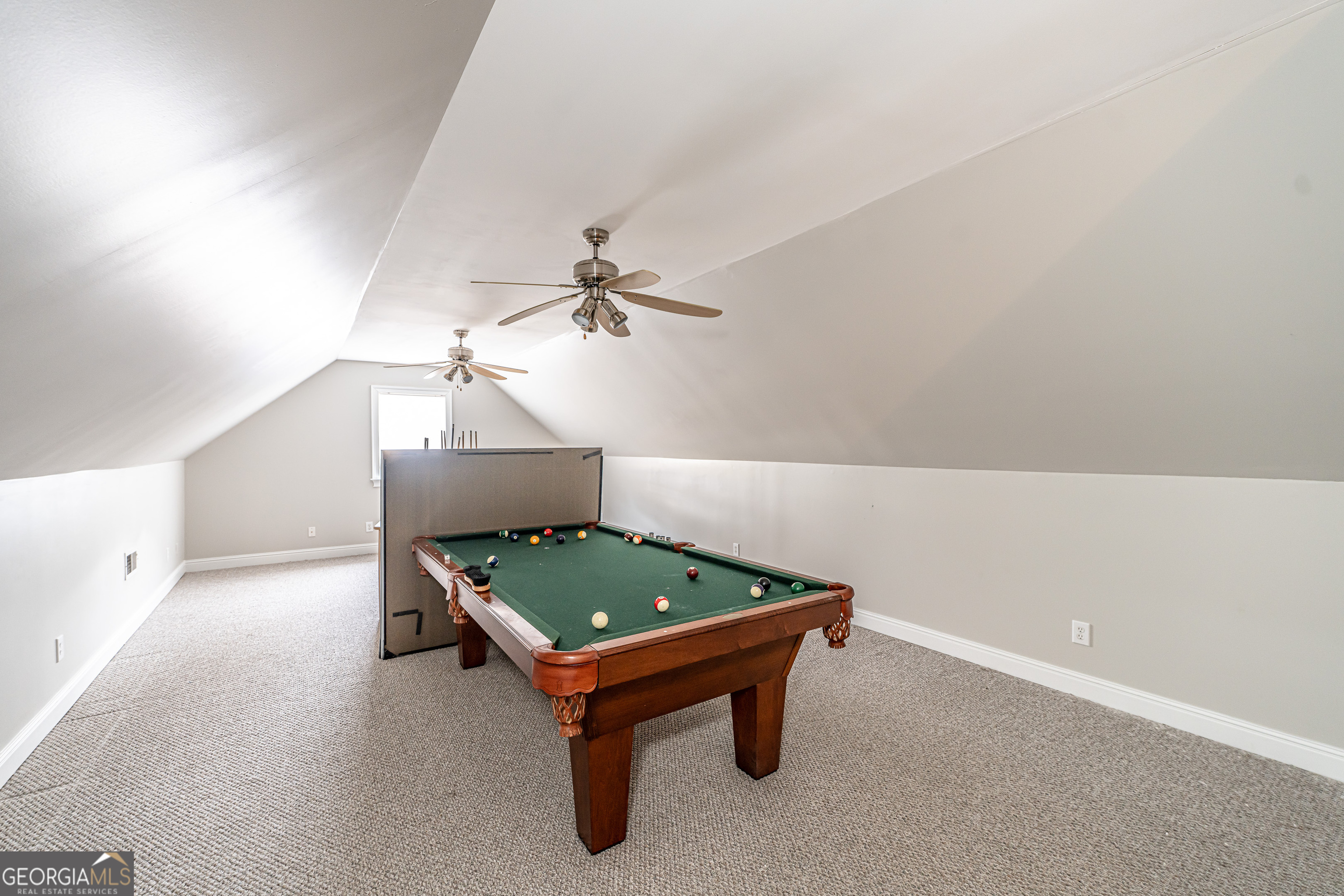 4 Bridgeview Drive Se Property Photo 36