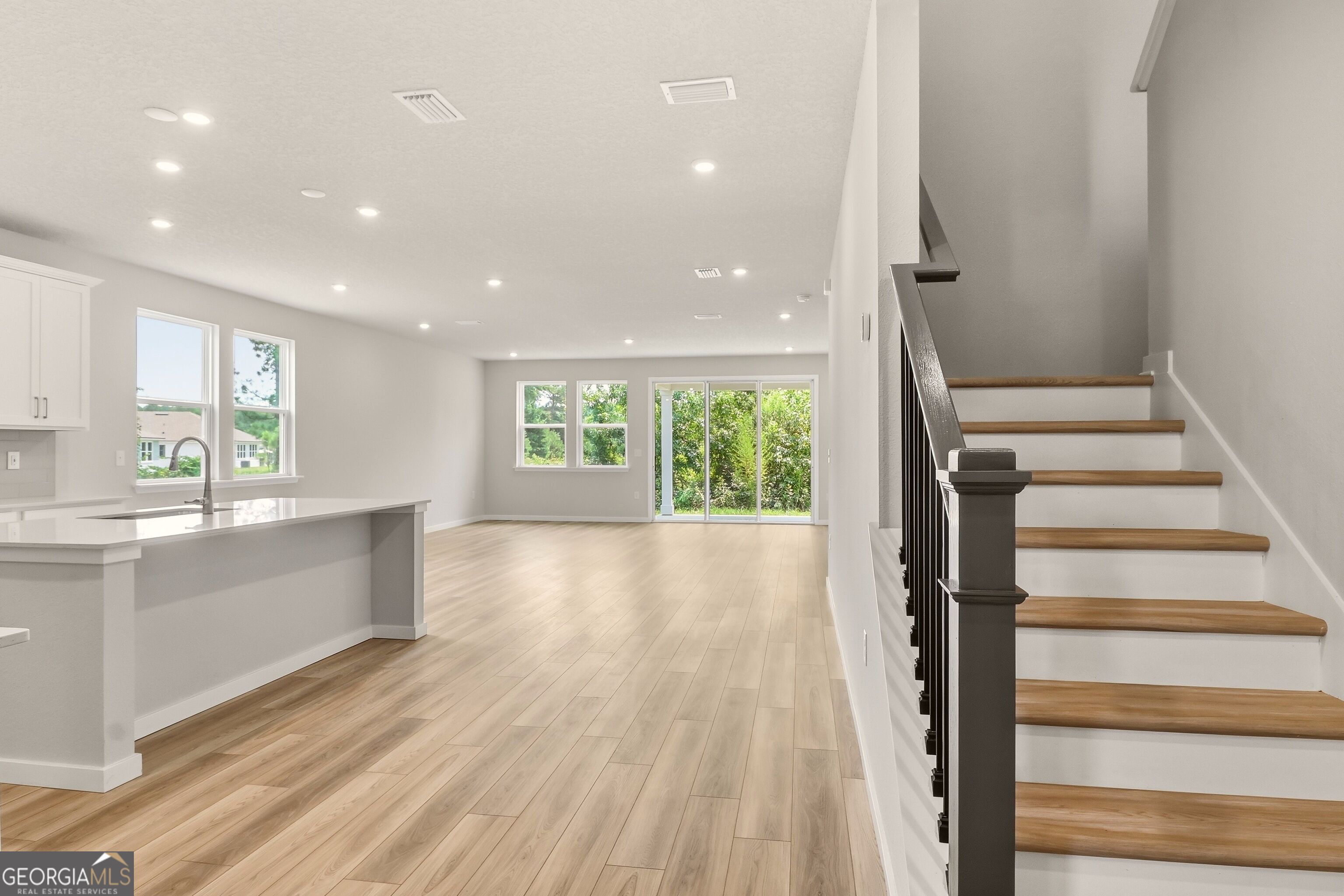 239 Park View Lane Property Photo 8