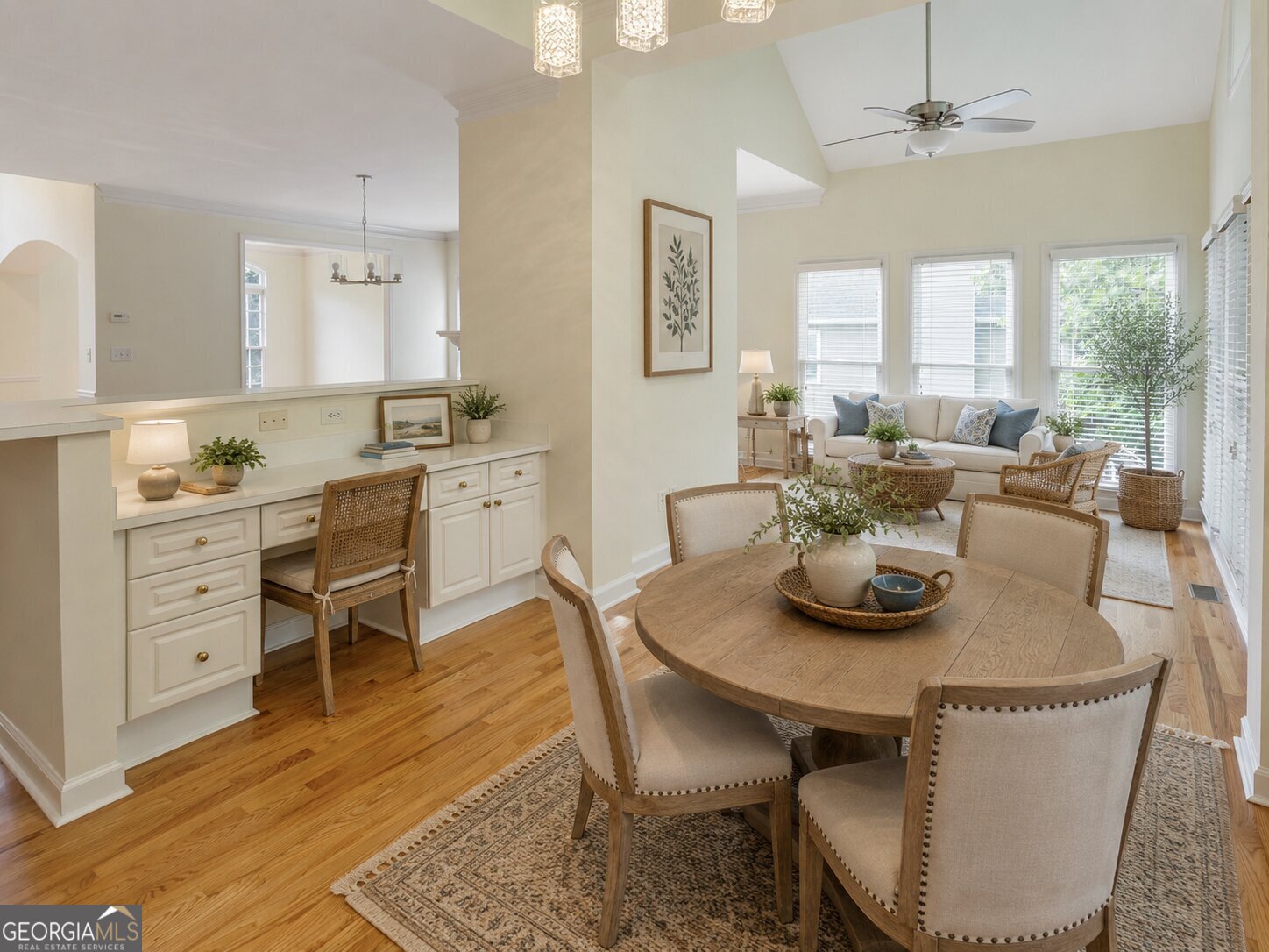 2613 Winterthur Main Nw Property Photo 4