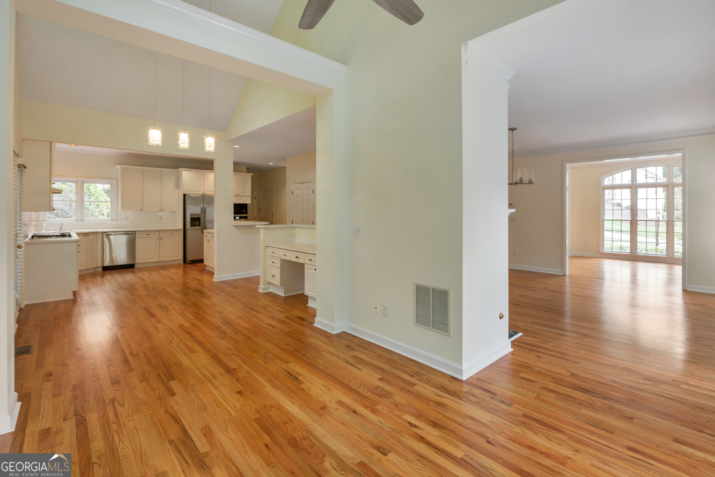 2613 Winterthur Main Nw Property Photo 22