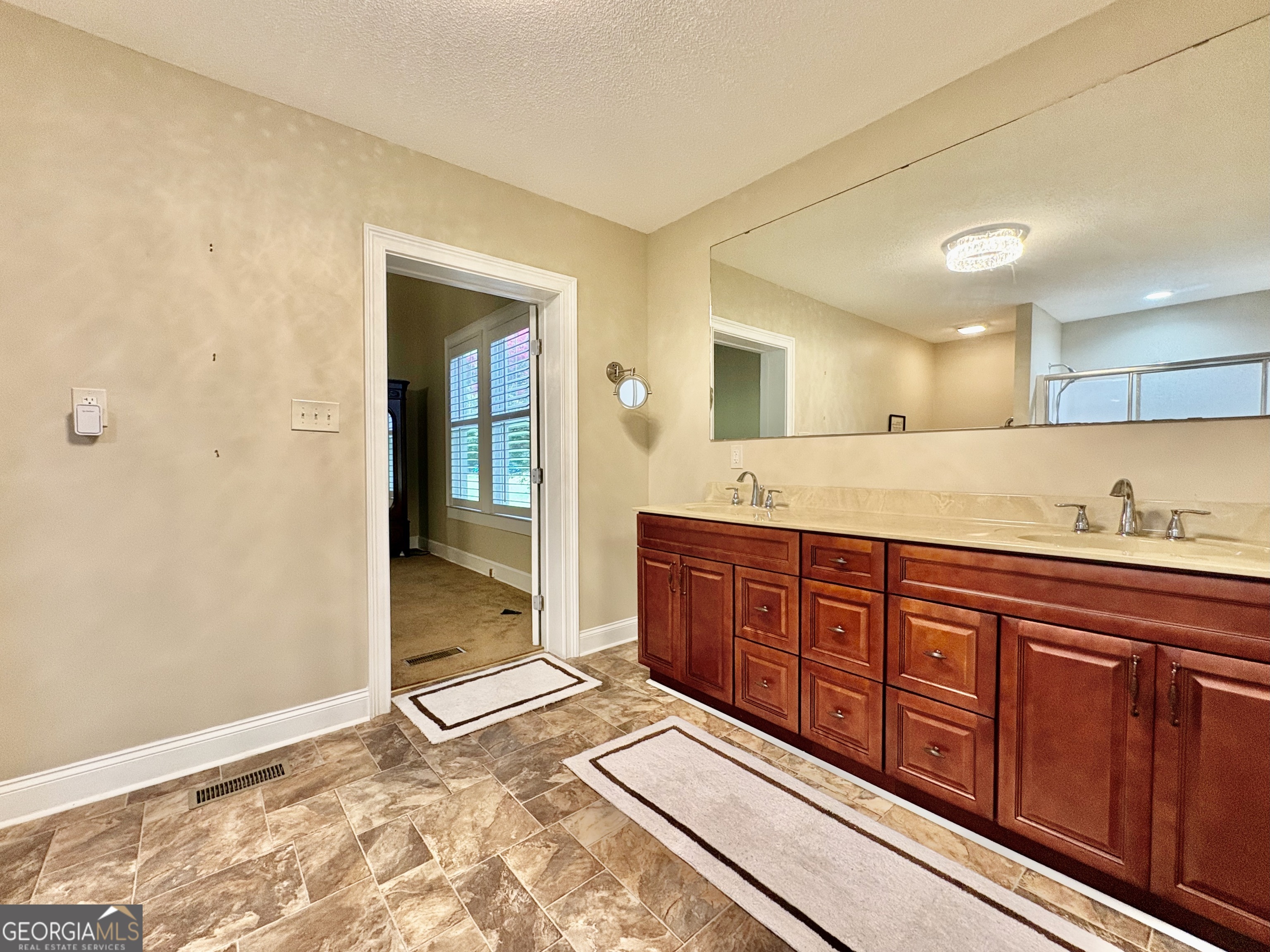 205 White Road Property Photo 17