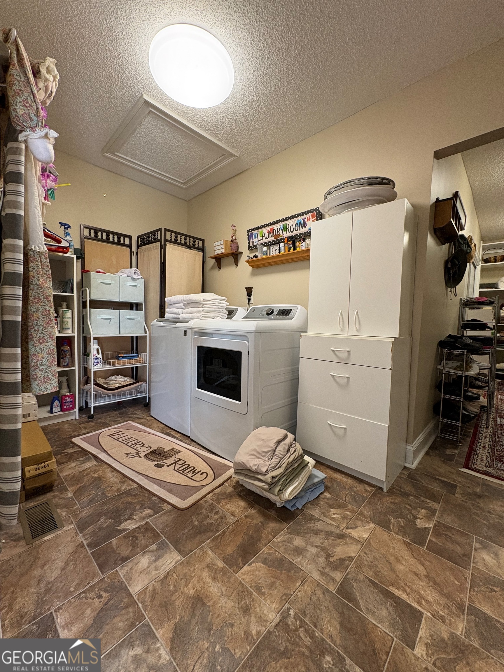 205 White Road Property Photo 22