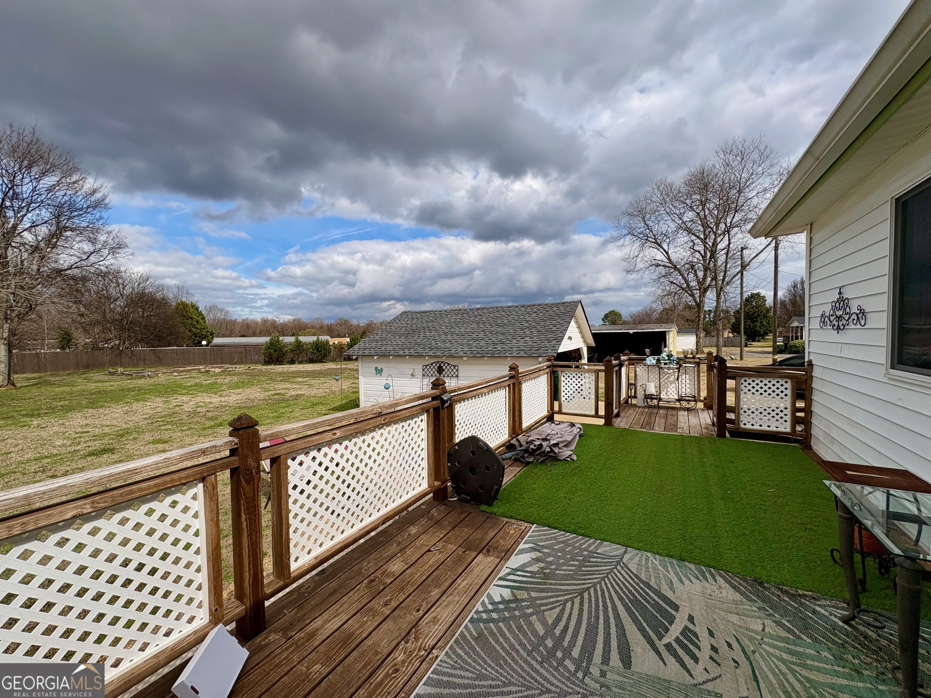 205 White Road Property Photo 23