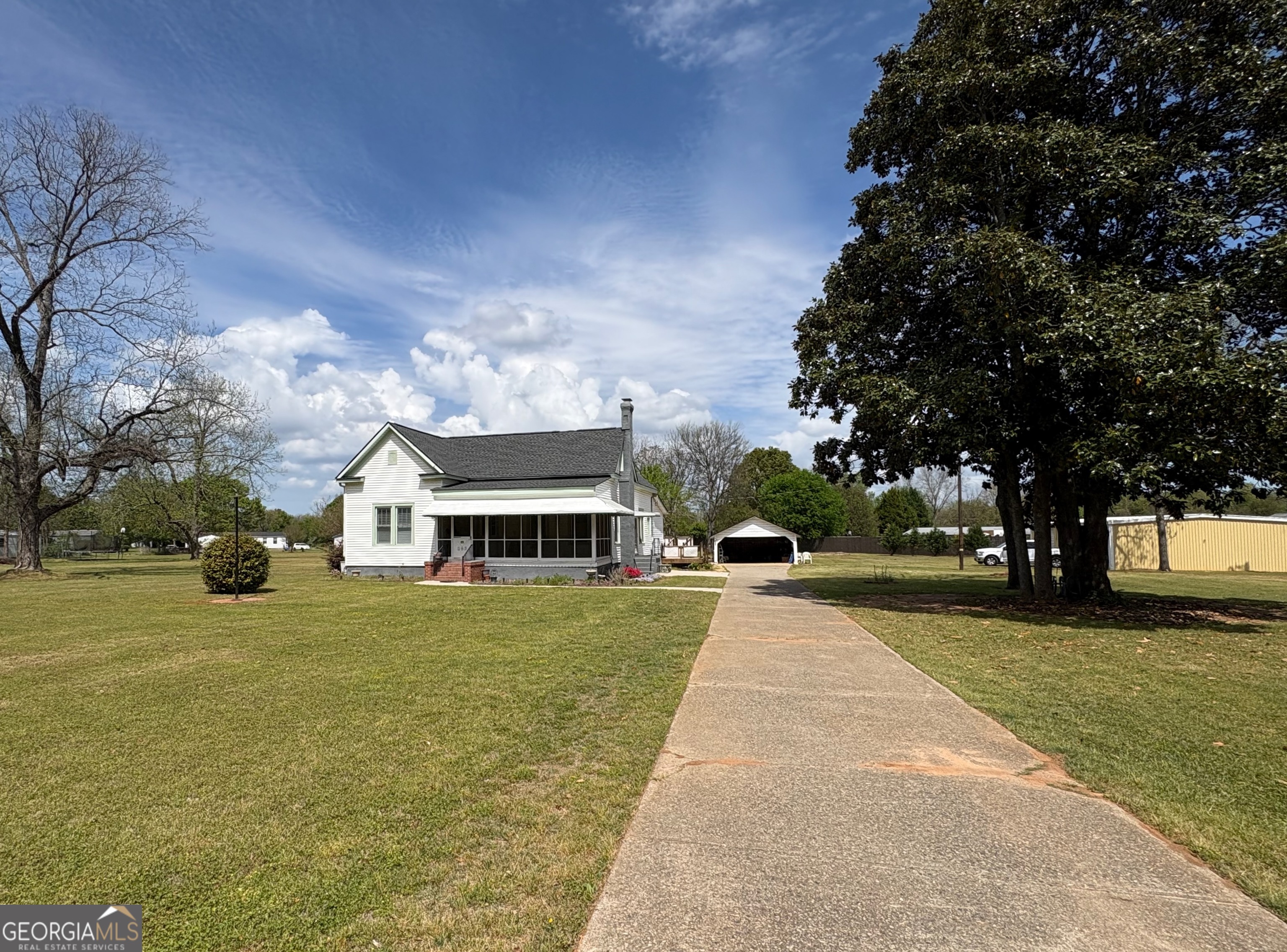 205 White Road Property Photo 35