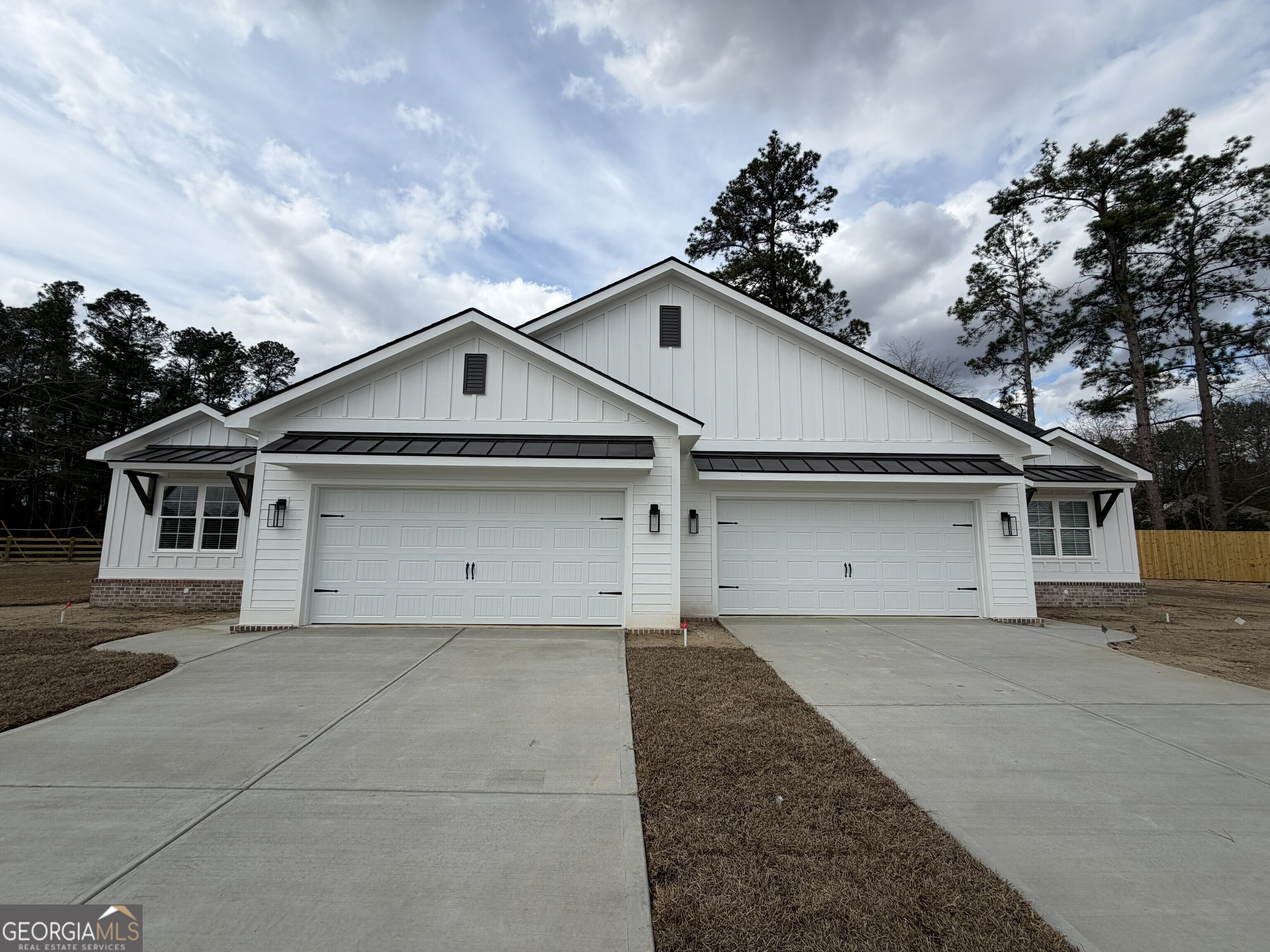 101 Longpoint Drive # A Property Photo 1
