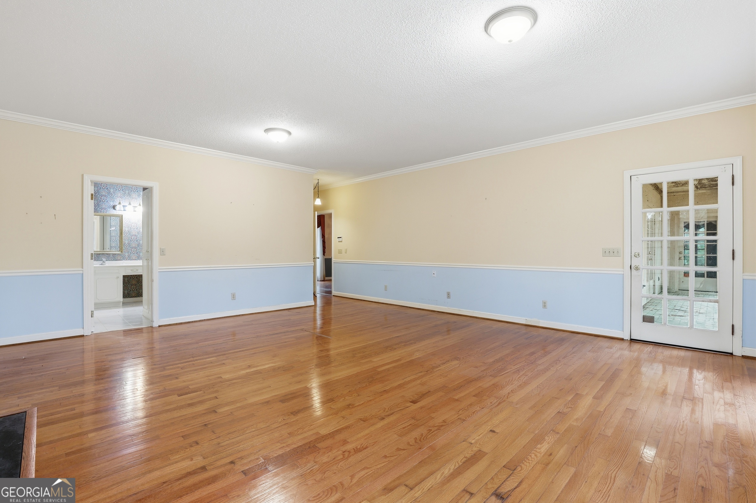 208 Timberline Road Property Photo 12