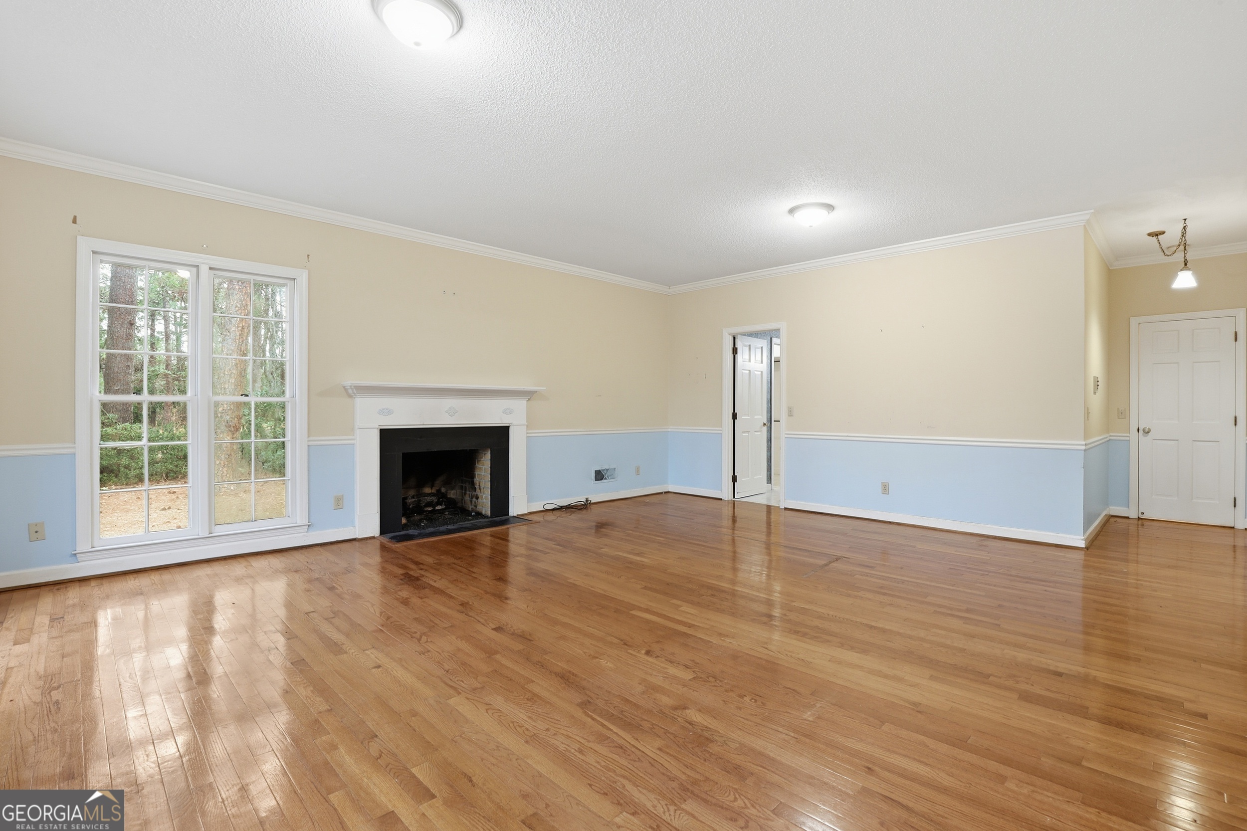 208 Timberline Road Property Photo 13