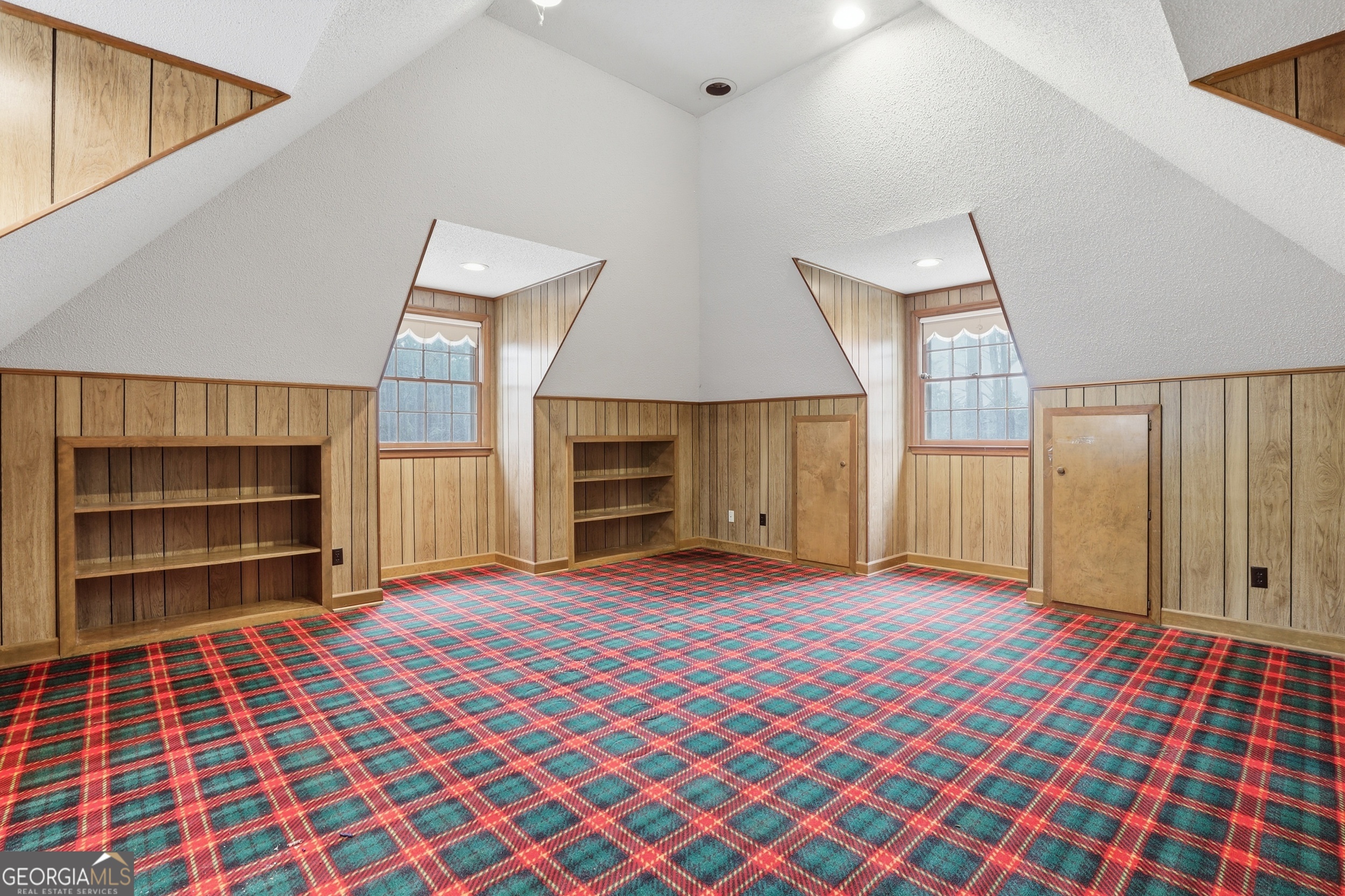 208 Timberline Road Property Photo 30