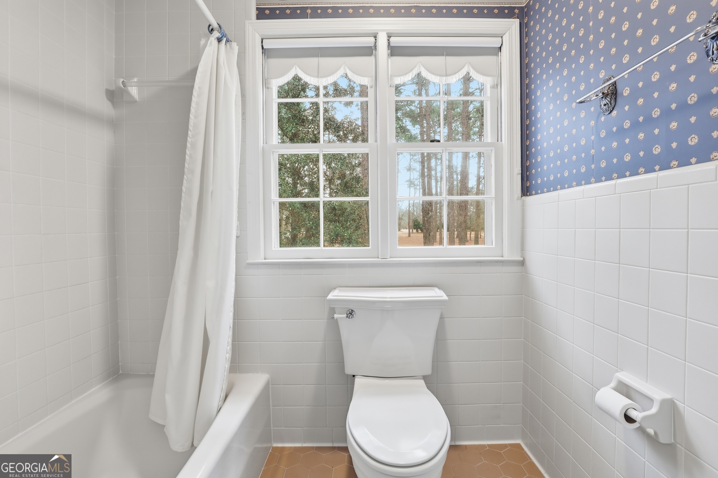 208 Timberline Road Property Photo 36