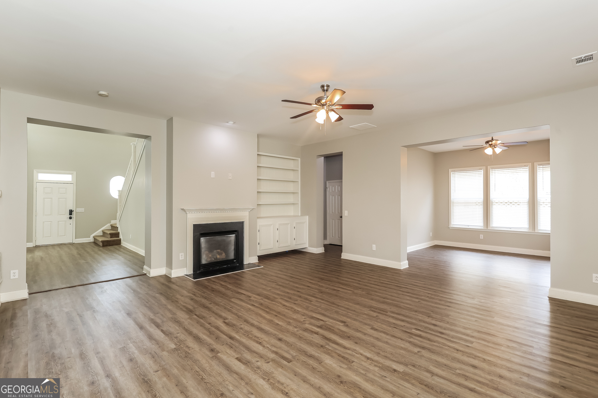 7461 Mistydawn Drive Property Photo 3