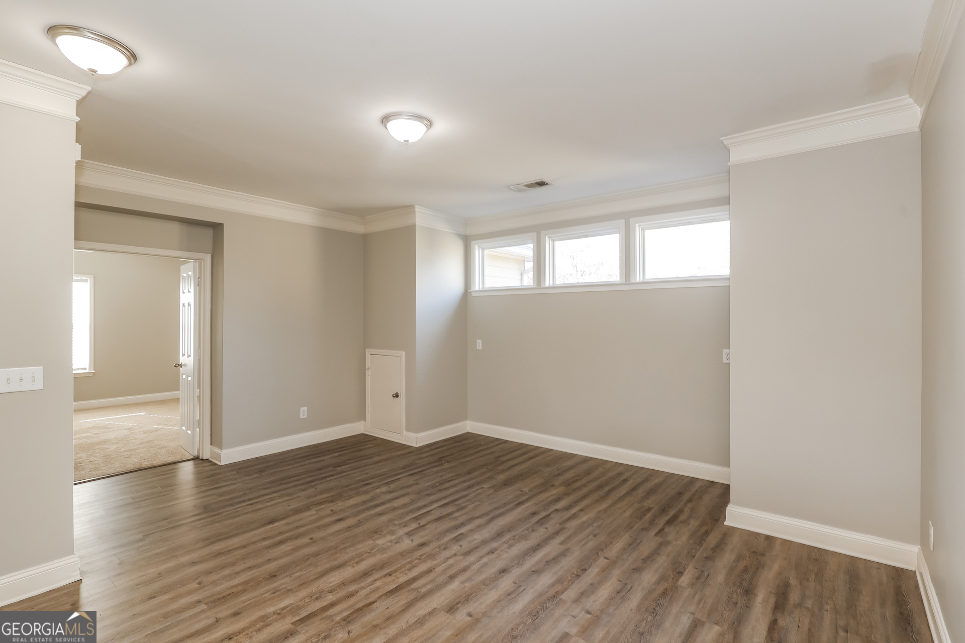 7461 Mistydawn Drive Property Photo 12