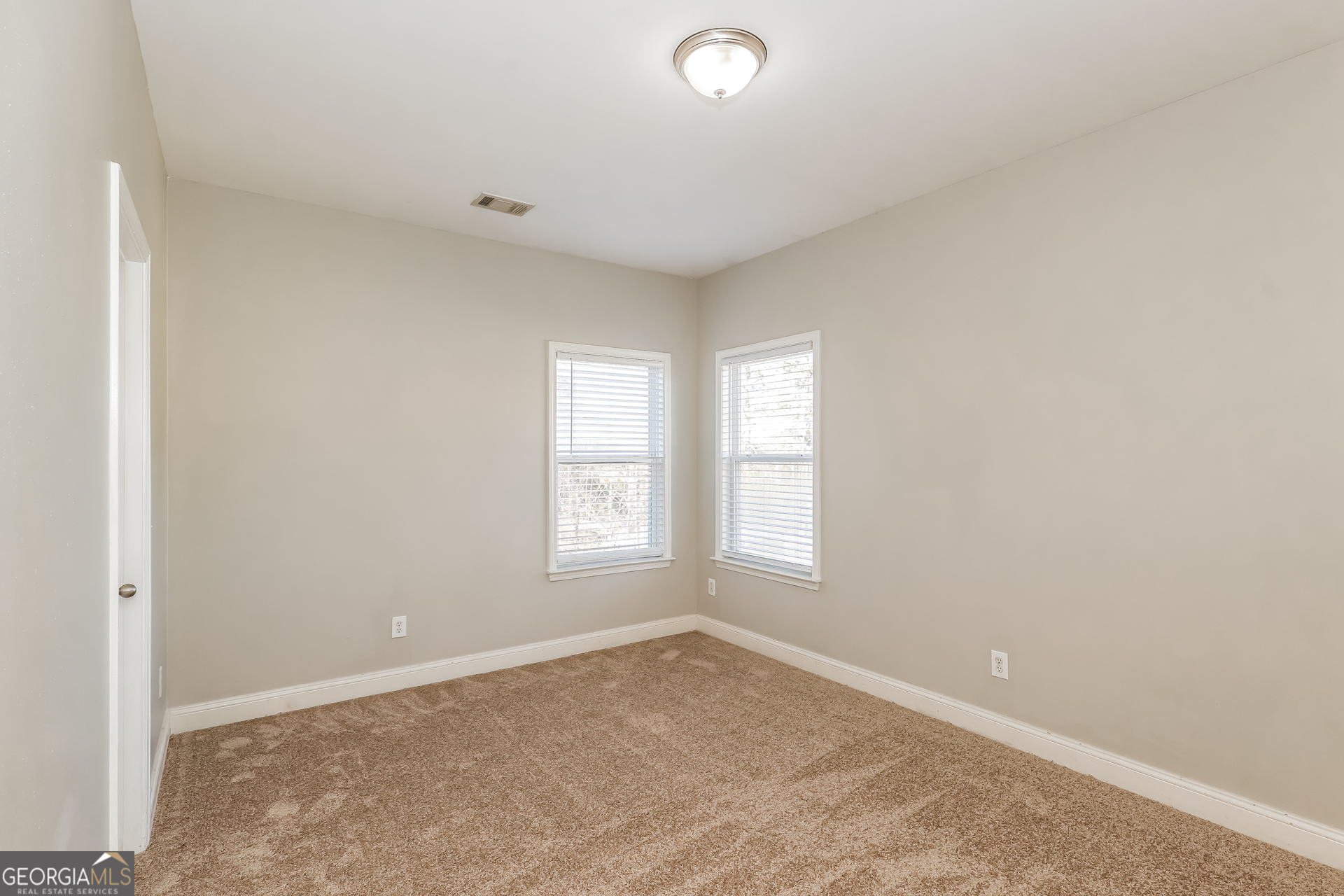 7461 Mistydawn Drive Property Photo 16