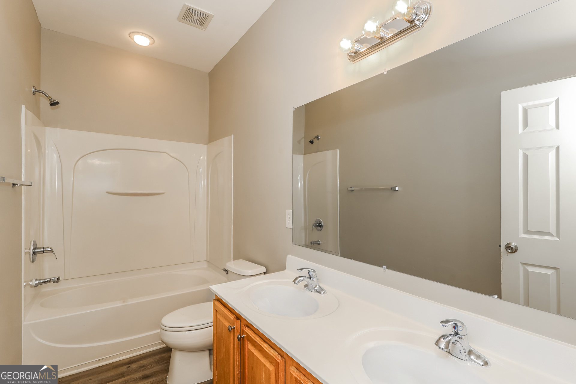 7461 Mistydawn Drive Property Photo 19