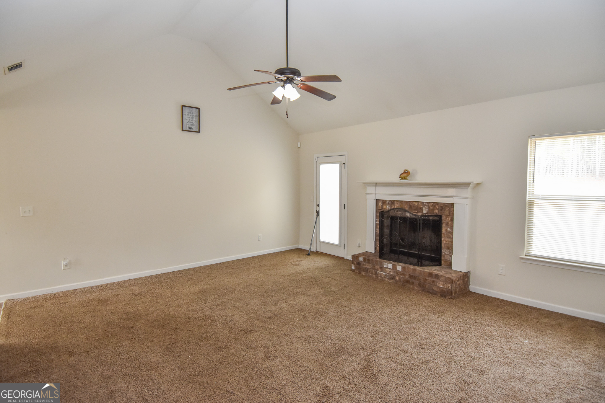 117 Bridle Path Property Photo 9