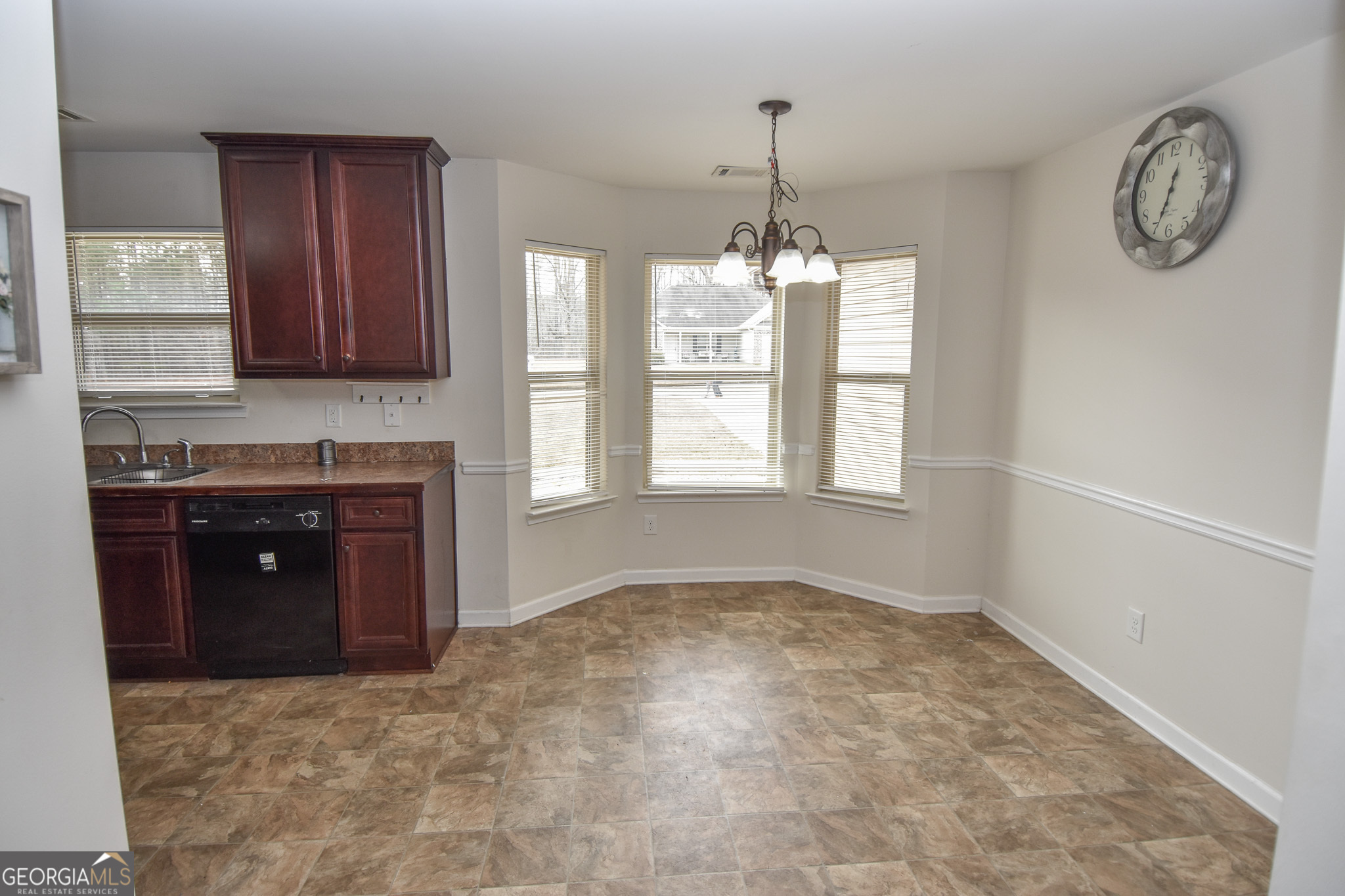 117 Bridle Path Property Photo 14