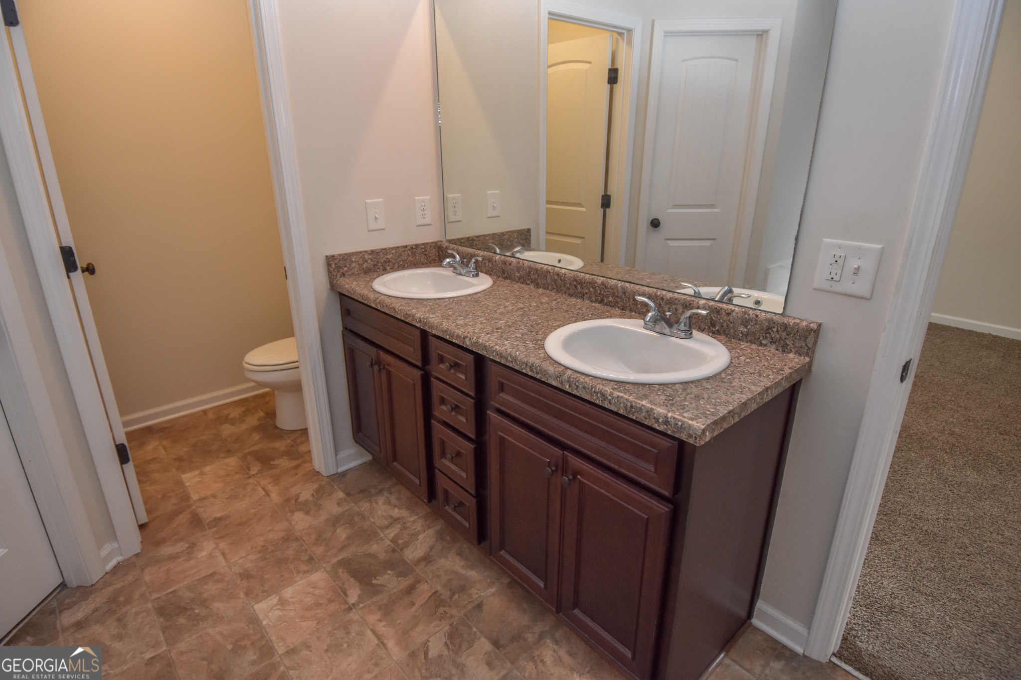117 Bridle Path Property Photo 25