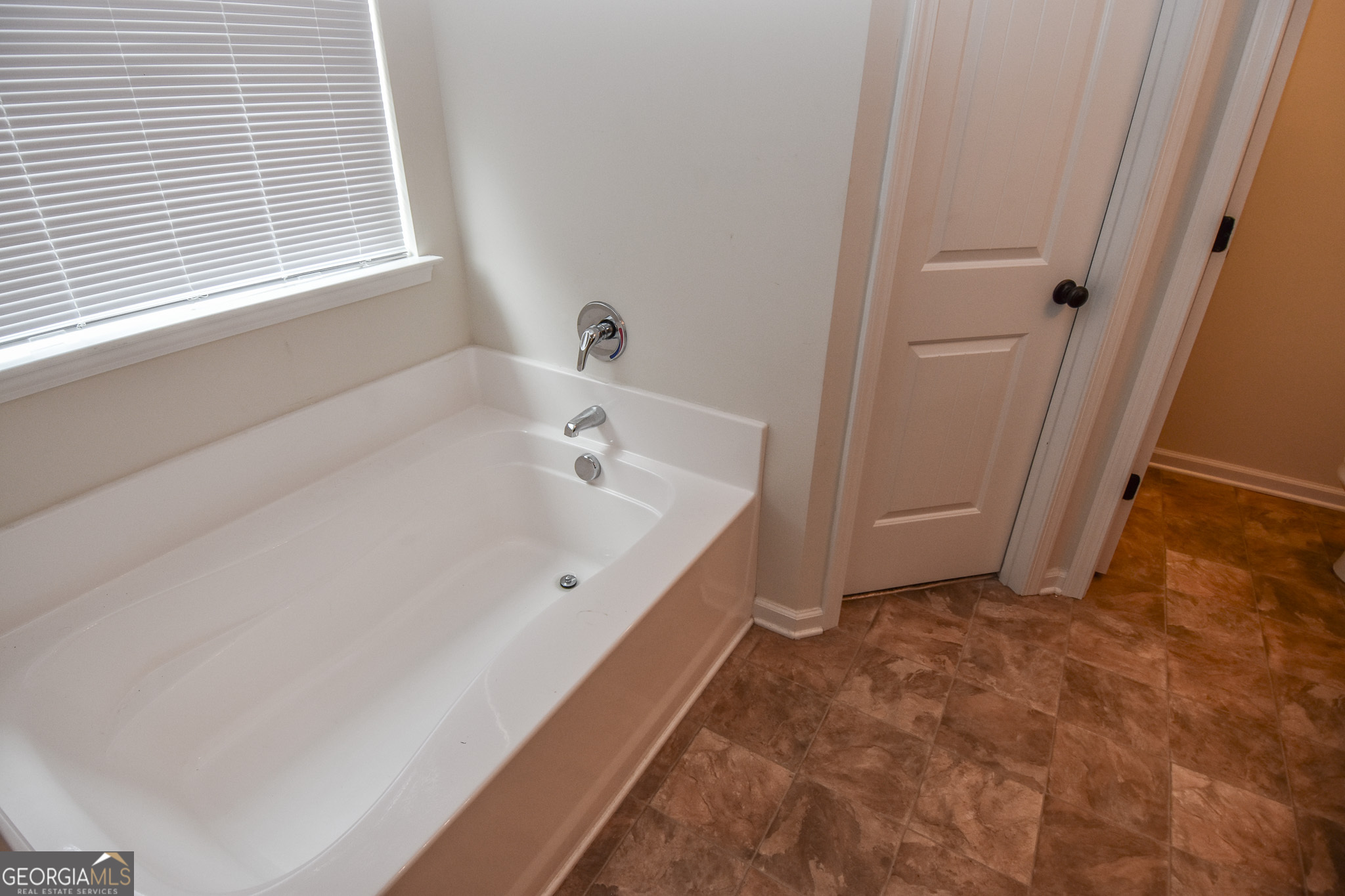 117 Bridle Path Property Photo 28