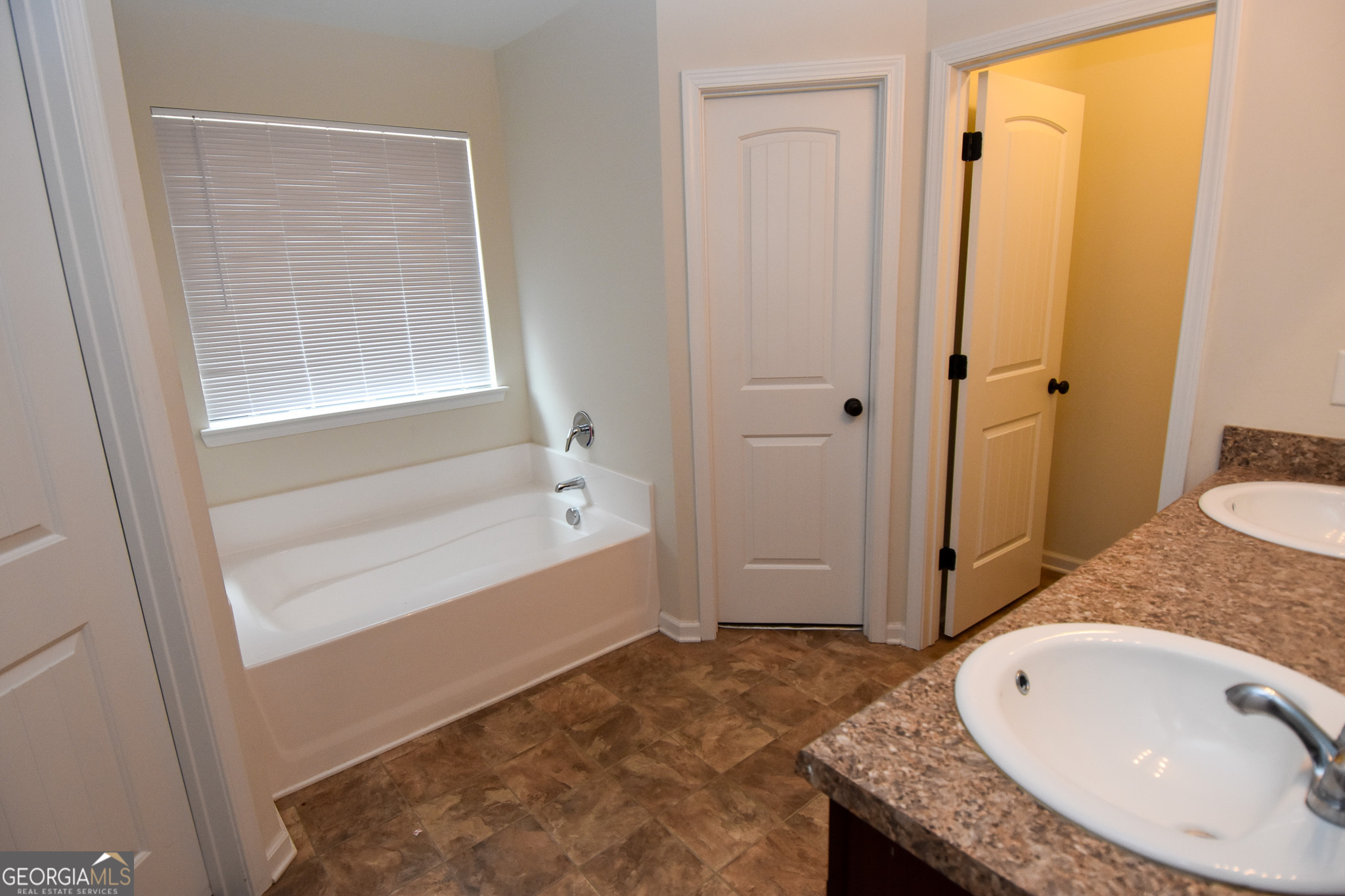 117 Bridle Path Property Photo 29