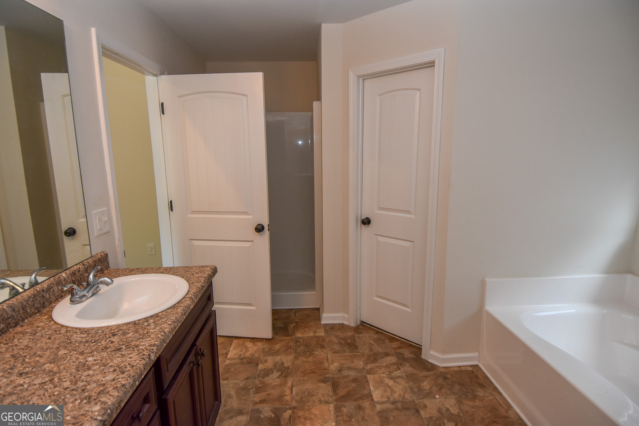 117 Bridle Path Property Photo 30