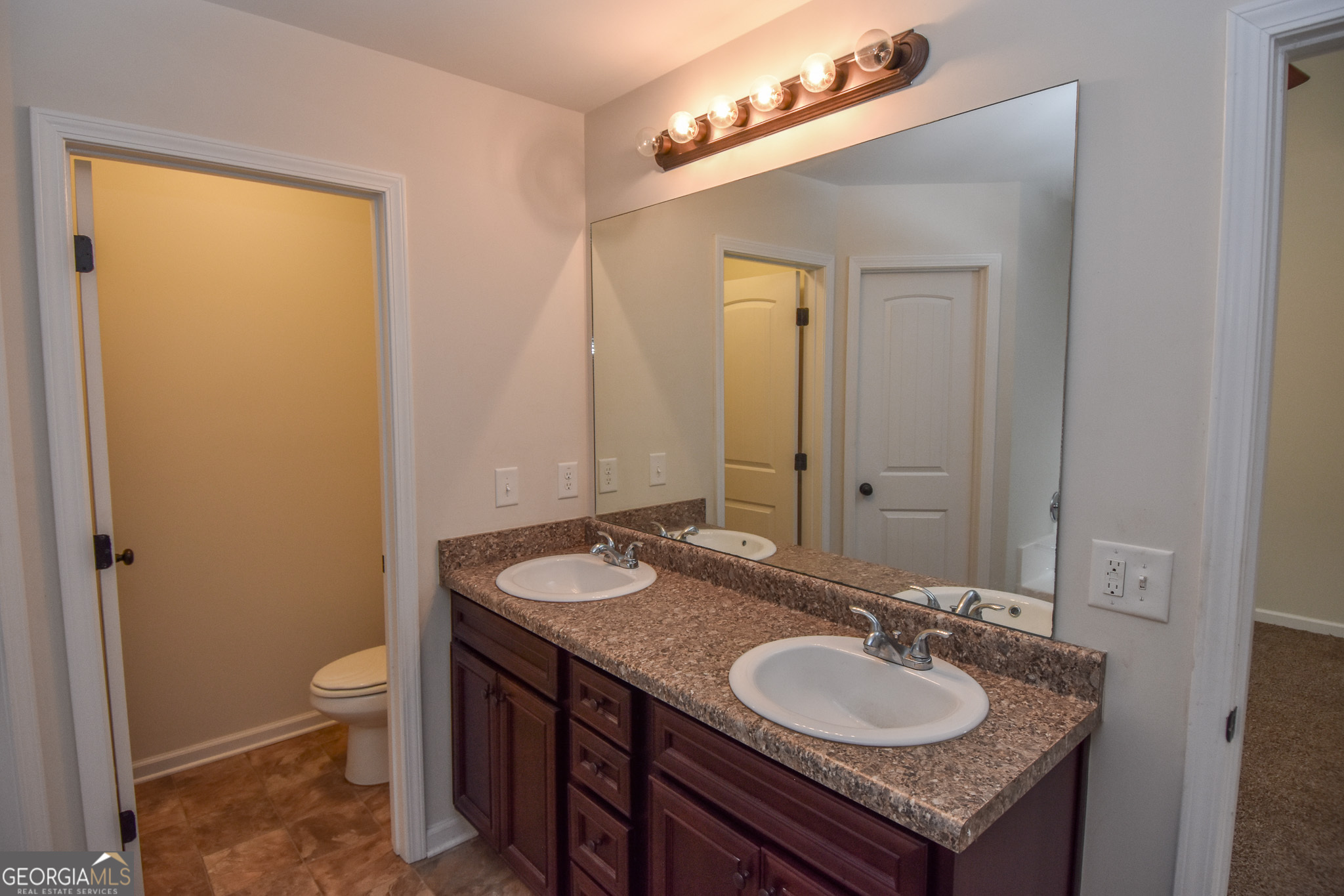117 Bridle Path Property Photo 31