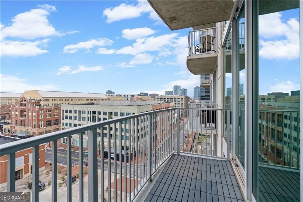 361 17th Street Nw # 706 Property Photo 6