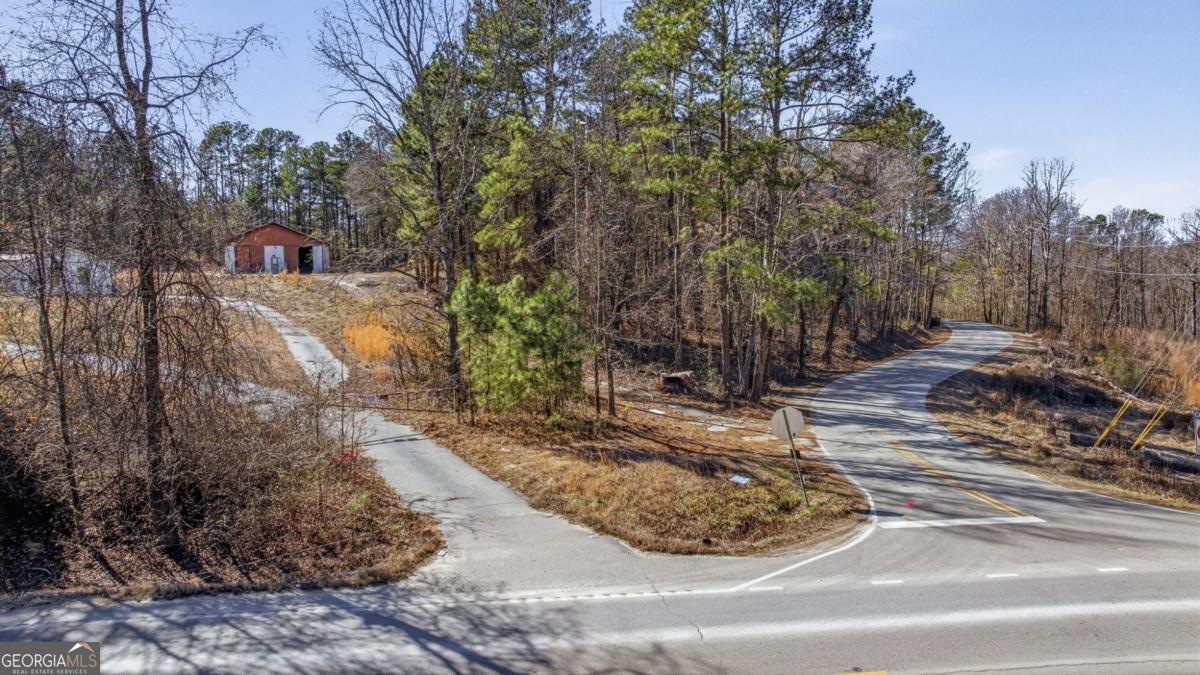 3004 Candler Road Property Photo 5