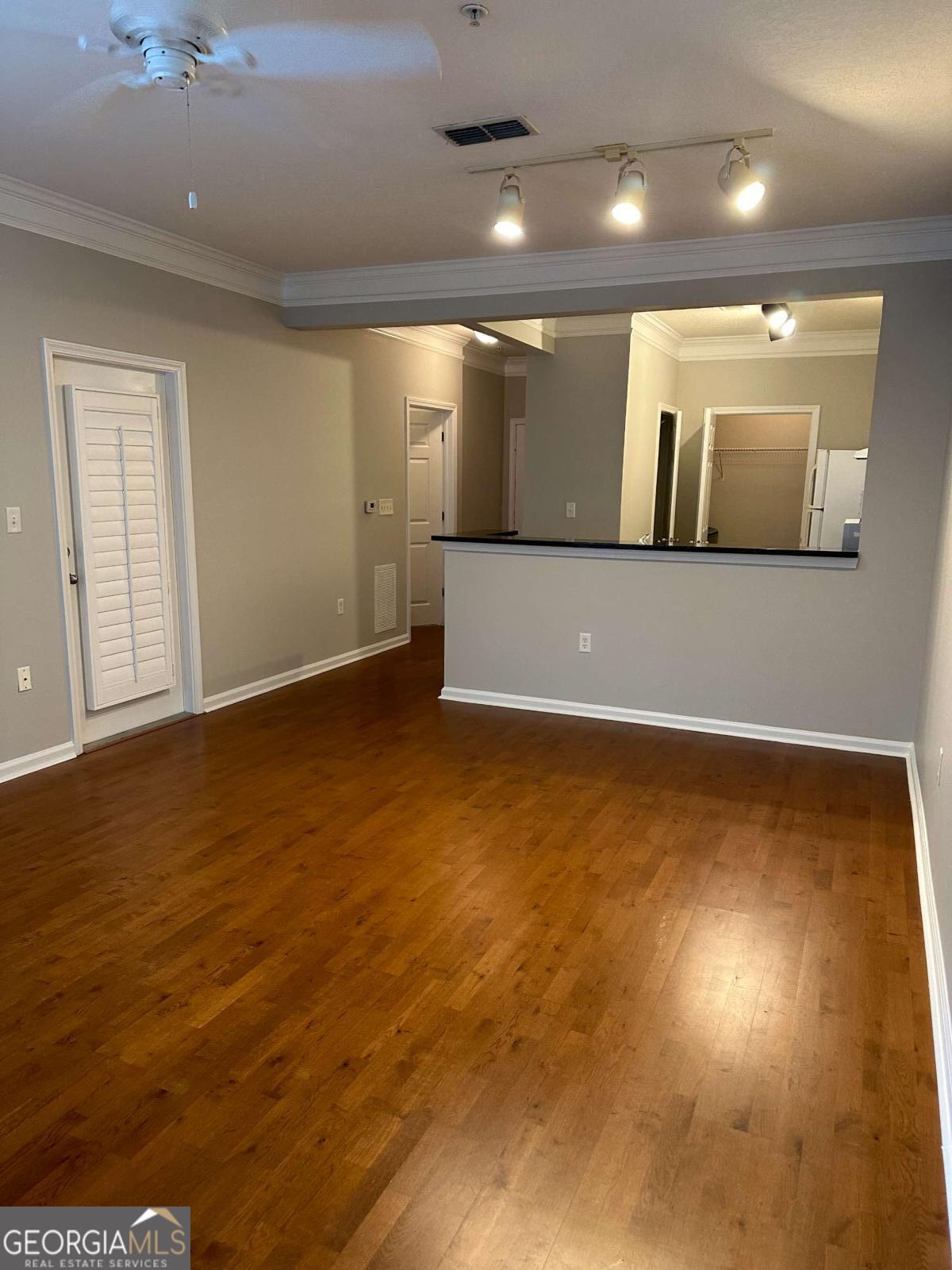 5208 Westchester Ridge Ne Property Photo 5