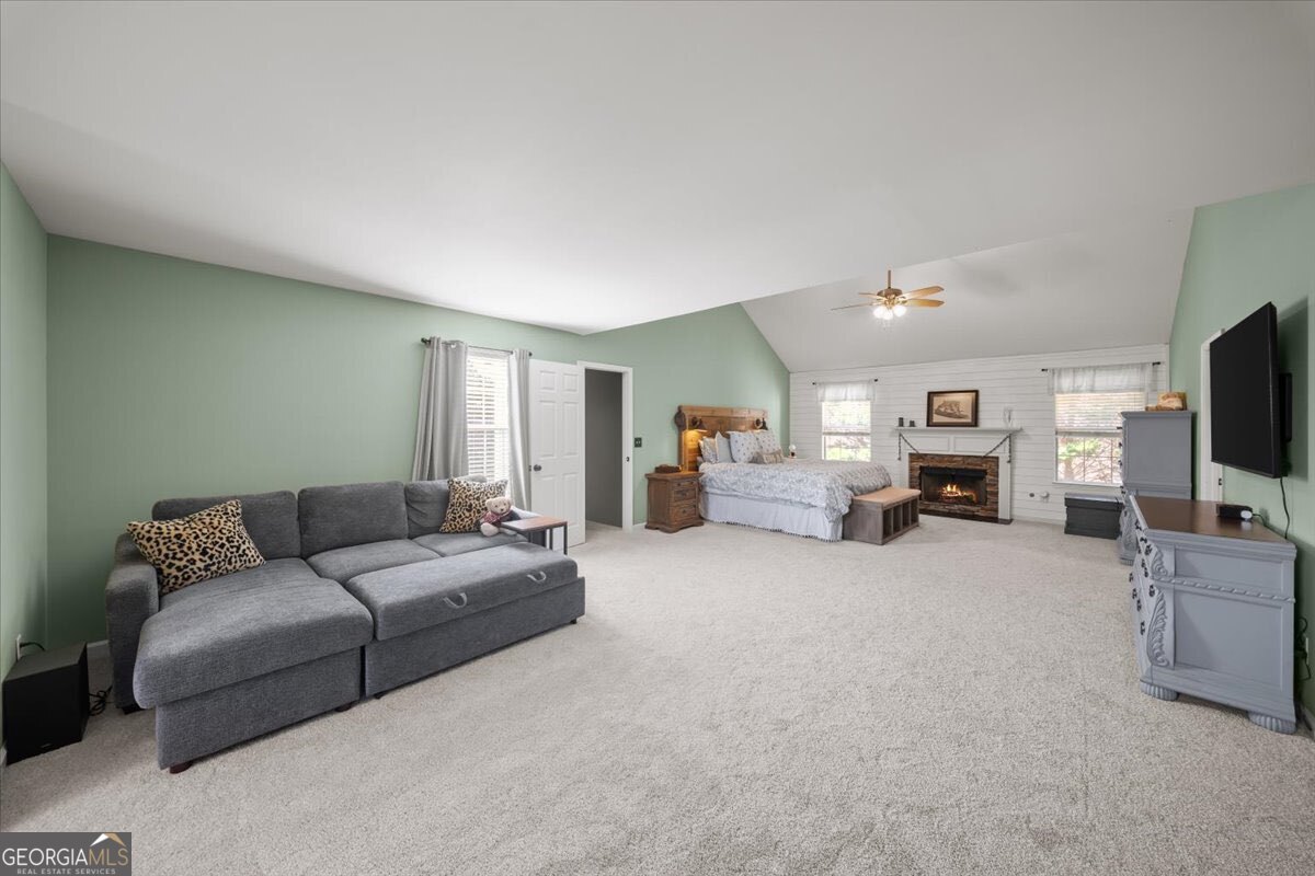 429 Farmwood Way Property Photo 32