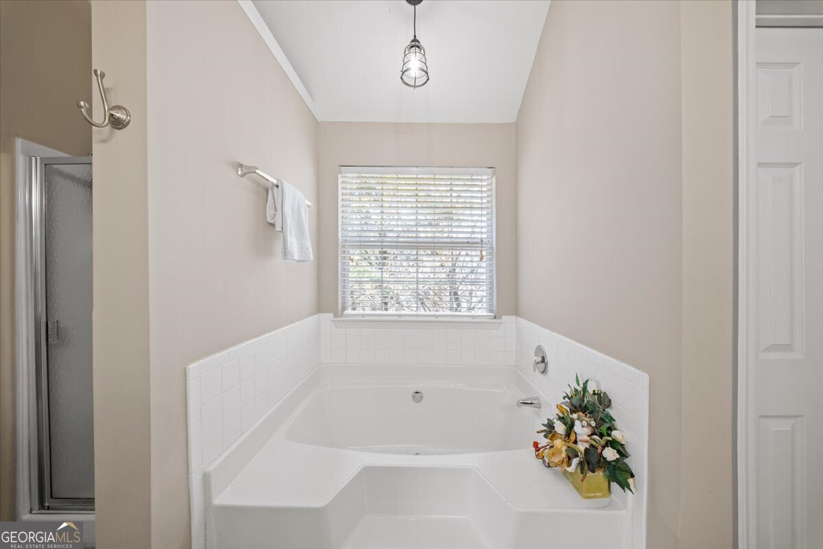 429 Farmwood Way Property Photo 36