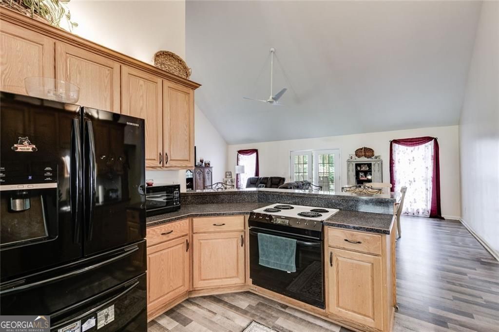 144 Bobs Drive Property Photo 11