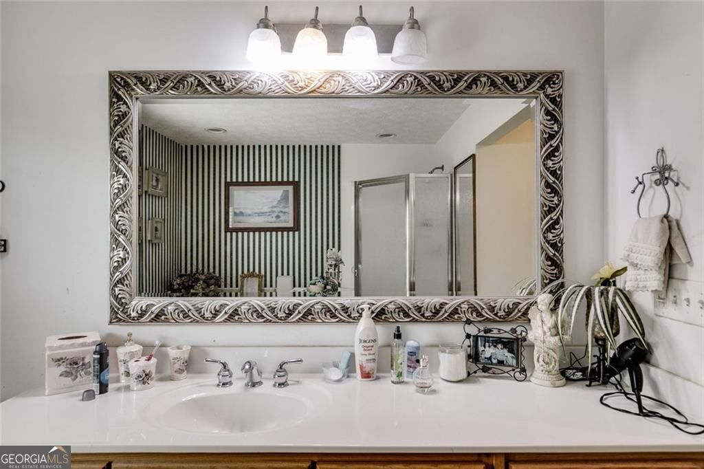144 Bobs Drive Property Photo 28