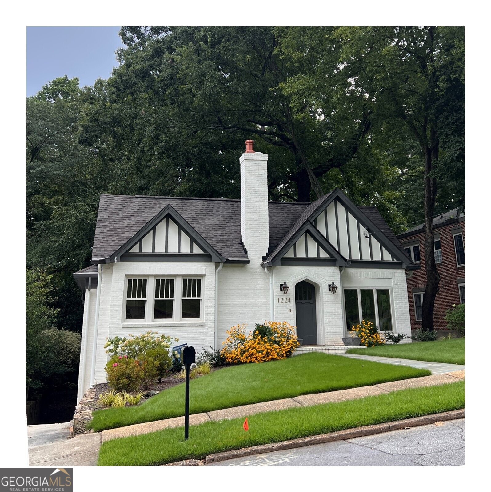 1224 Stillwood Drive Ne Property Photo 1