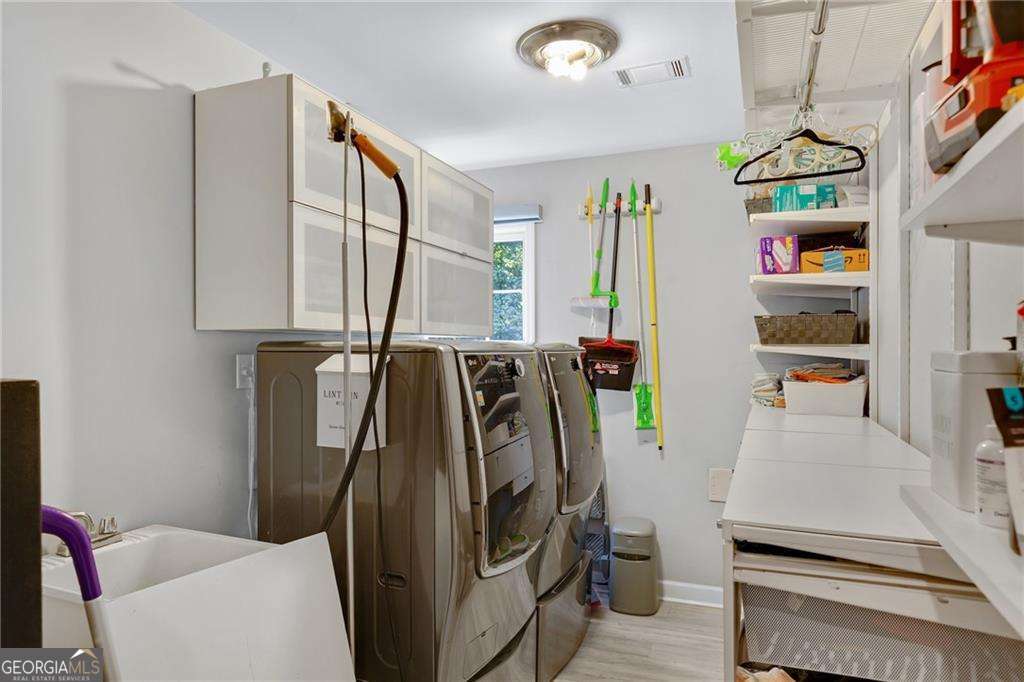 2660 Spalding Drive Property Photo 24