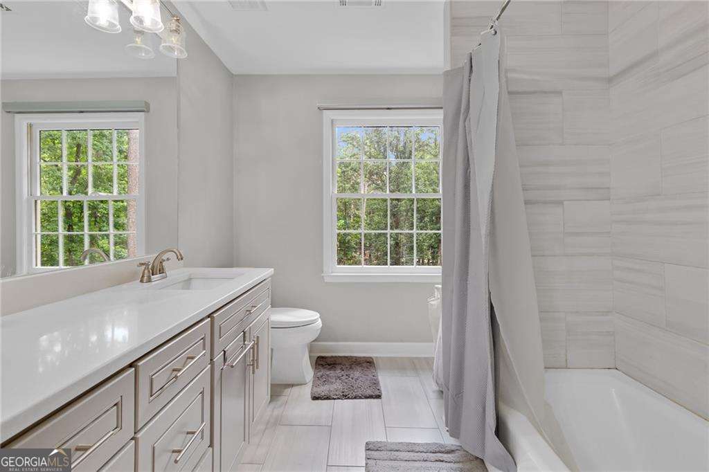 2660 Spalding Drive Property Photo 27
