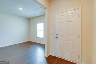 410 Winter Property Photo 5