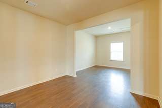 410 Winter Property Photo 6
