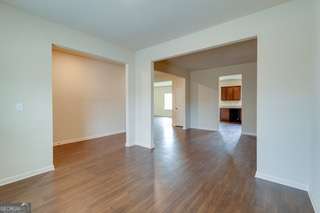 410 Winter Property Photo 7