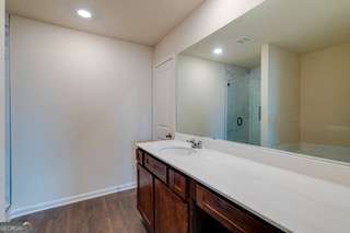 410 Winter Property Photo 16
