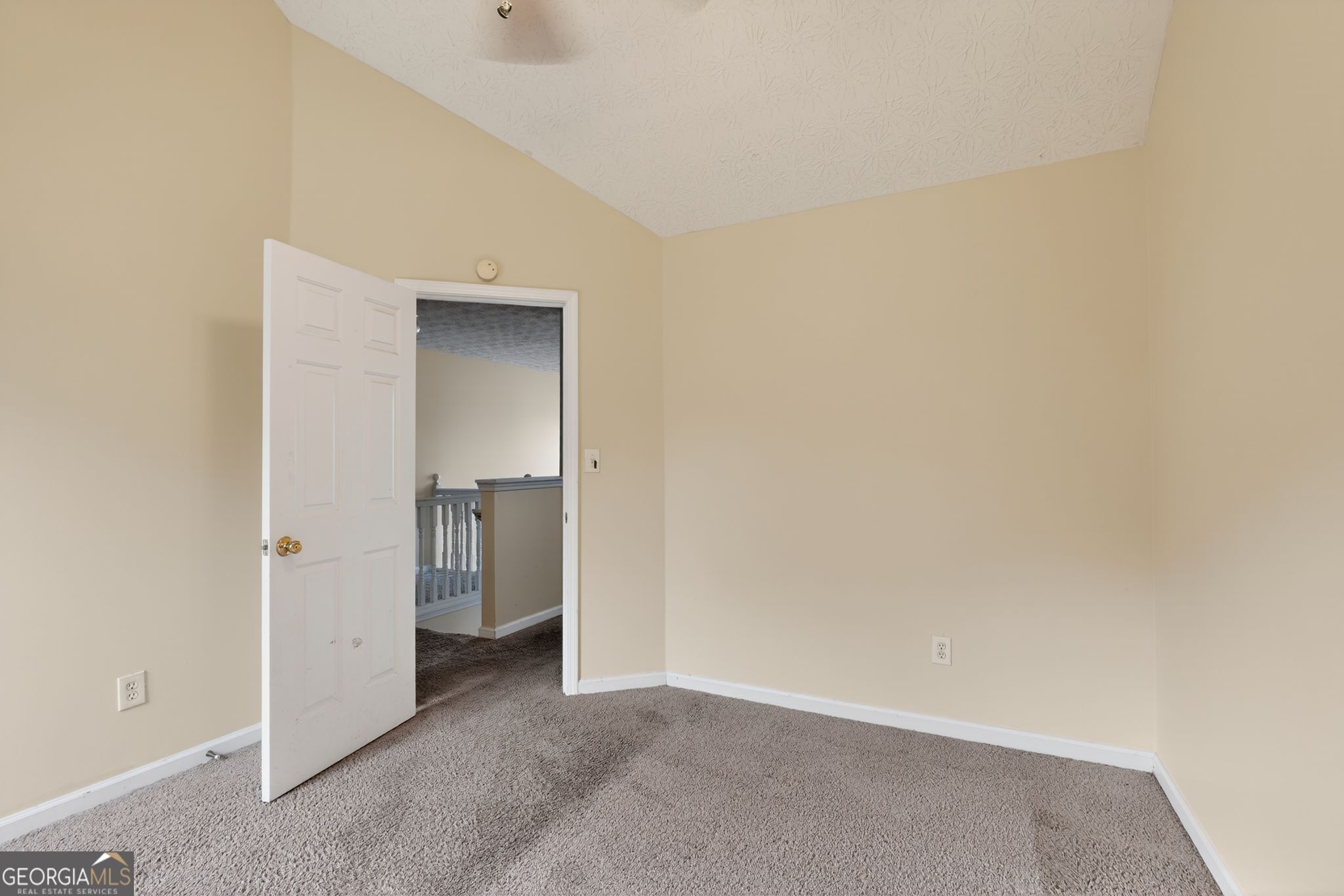 180 Palisade Point Drive Property Photo 10