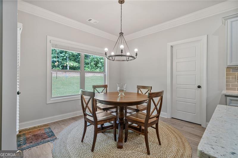 902 Edgewater Drive Property Photo 21