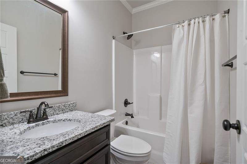 902 Edgewater Drive Property Photo 23
