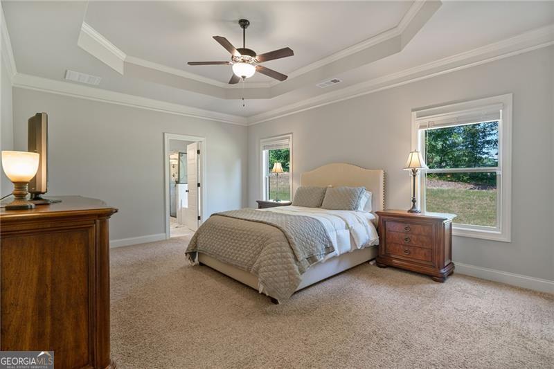 902 Edgewater Drive Property Photo 27