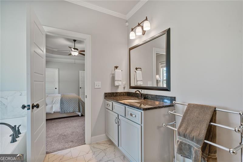 902 Edgewater Drive Property Photo 32